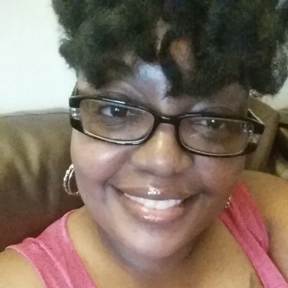 Meet your Posher, Tasha - Picture 1 of 1